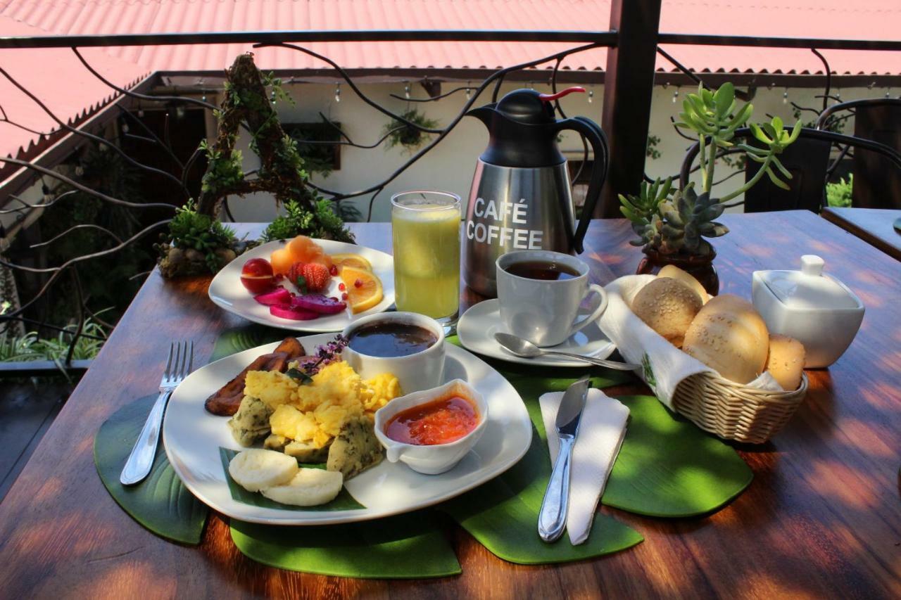 Acanthus Boutique Hotel كويتزالتنانغو المظهر الخارجي الصورة